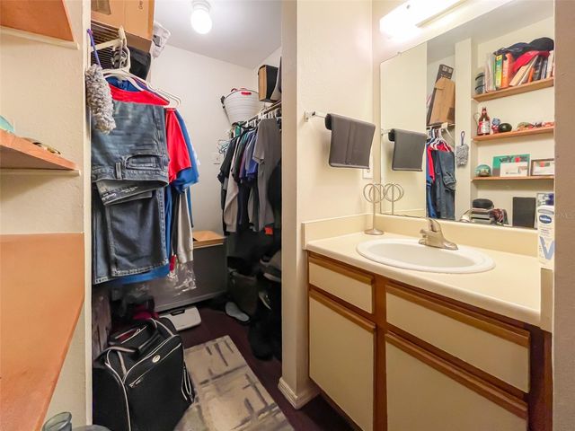 1400 GANDY BOULEVARD N 1111, St Petersburg, FL 33702