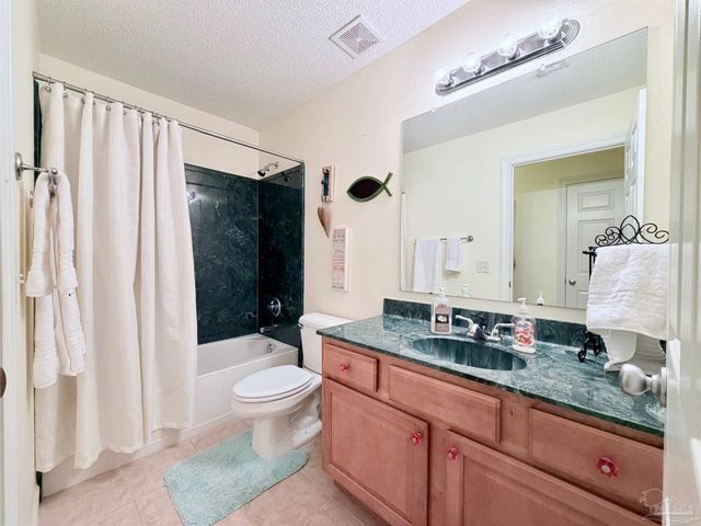 6277 Pansy Dr, Milton, FL 32570