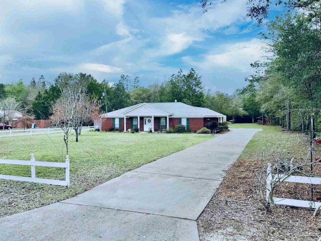 6277 Pansy Dr, Milton, FL 32570