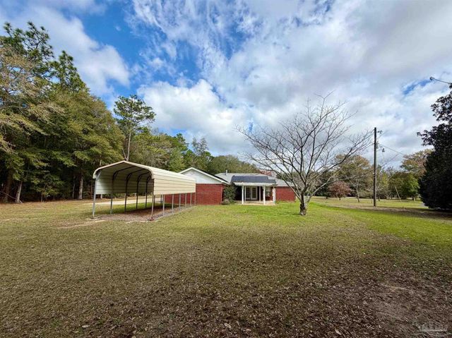 6277 Pansy Dr, Milton, FL 32570