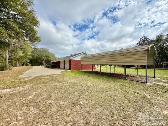 6277 Pansy Dr, Milton, FL 32570