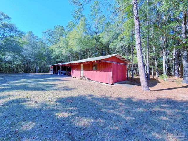 6277 Pansy Dr, Milton, FL 32570