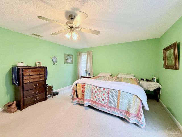 6277 Pansy Dr, Milton, FL 32570