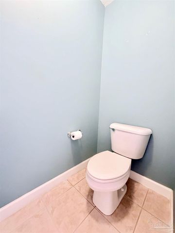 6277 Pansy Dr, Milton, FL 32570