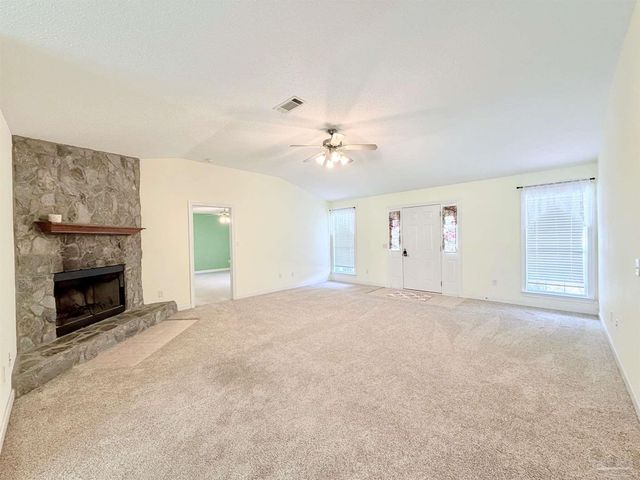 6277 Pansy Dr, Milton, FL 32570