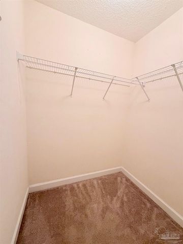 6277 Pansy Dr, Milton, FL 32570