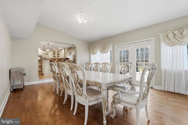 211 LINCOLN HWY, Fairless Hills, PA 19030