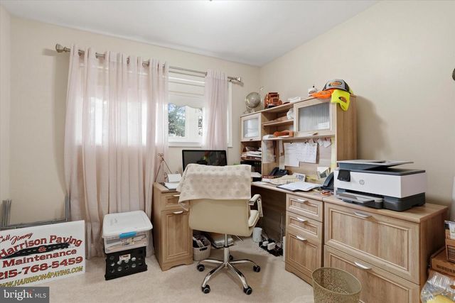 211 LINCOLN HWY, Fairless Hills, PA 19030