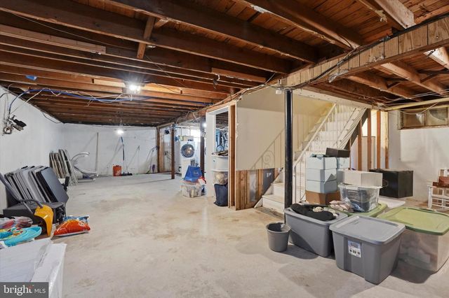 211 LINCOLN HWY, Fairless Hills, PA 19030