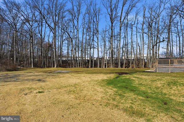 211 LINCOLN HWY, Fairless Hills, PA 19030