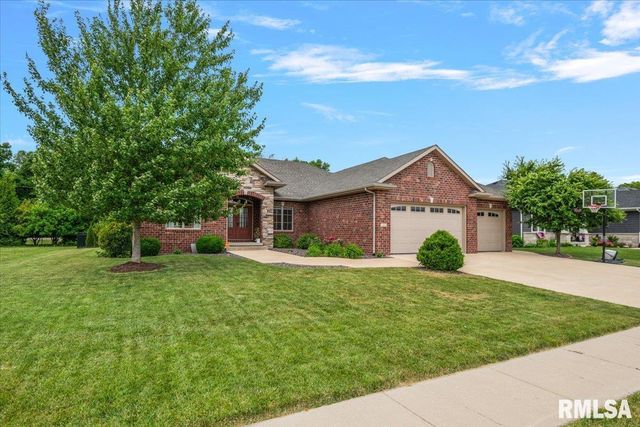 2009 Old Ironbridge Drive, Chatham, IL 62629