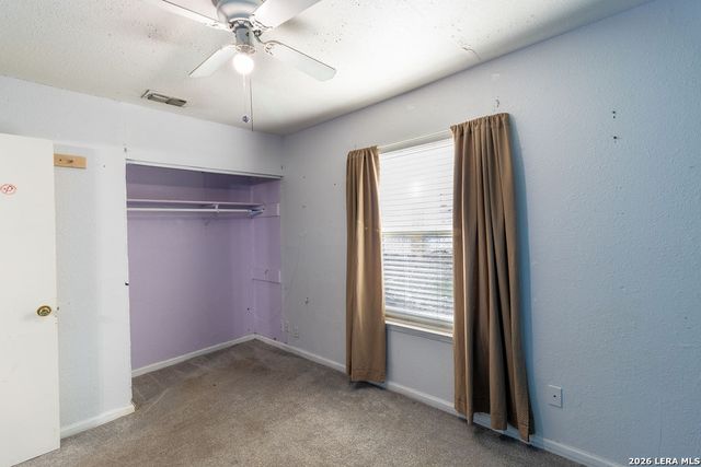 5302 WAR CLOUD DR, San Antonio, TX 78242