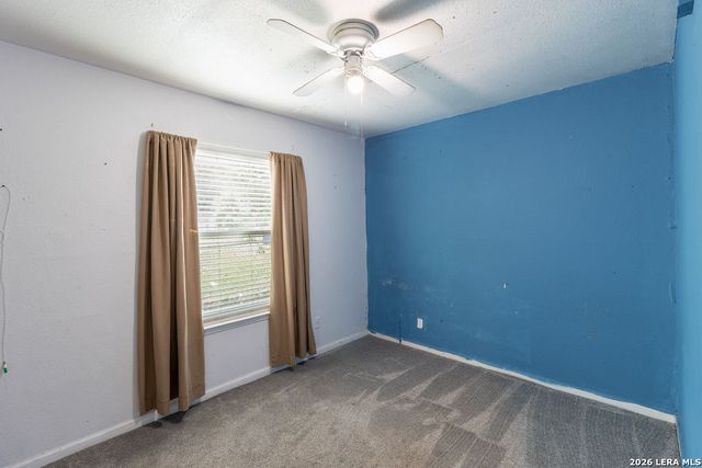 5302 WAR CLOUD DR, San Antonio, TX 78242