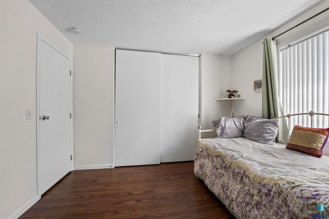 1104 W 57th St Apt 301, Sioux Falls, SD 57108