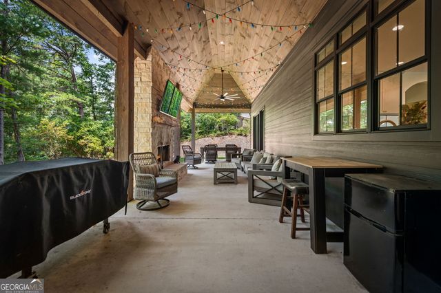 470 Old Orchard Road, Ellijay, GA 30536