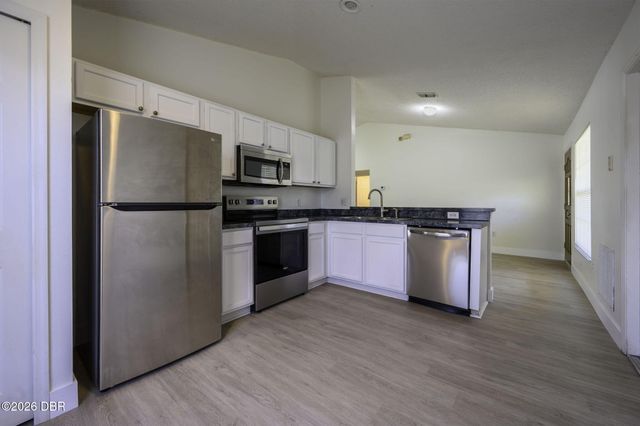 24 Miramar Way, Kissimmee, FL 34758
