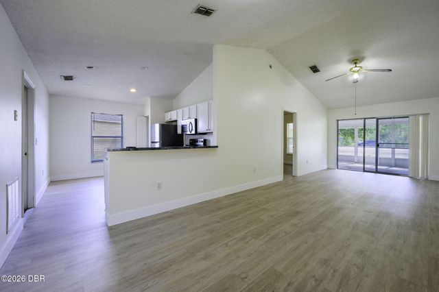 24 Miramar Way, Kissimmee, FL 34758