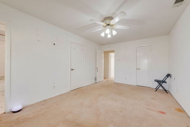 119 Burkett Lane, Pecan Hill, TX 75154