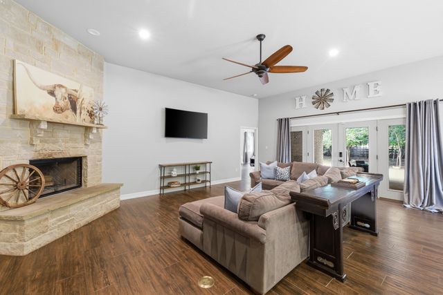 6270 High Mesa Drive, Justin, TX 76247
