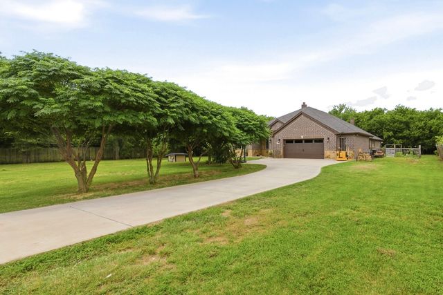 6270 High Mesa Drive, Justin, TX 76247