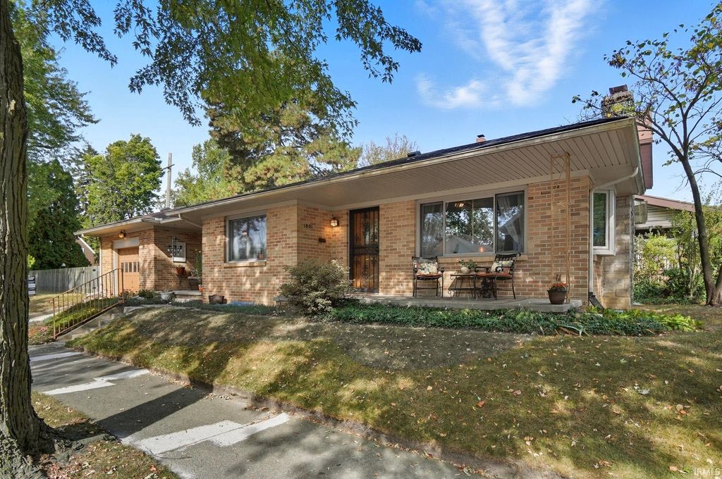 1801 N Anthony Boulevard, Fort Wayne, IN 46805