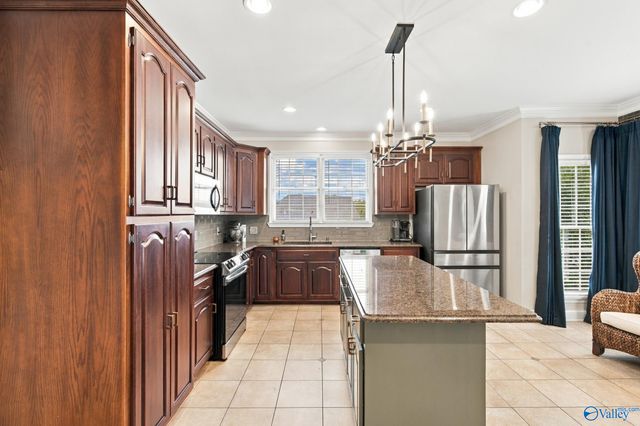 22151 Diamond Pointe Drive, Athens, AL 35613