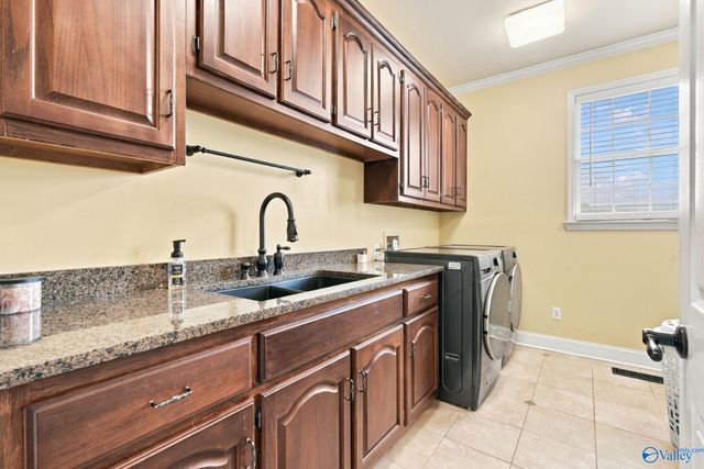 22151 Diamond Pointe Drive, Athens, AL 35613