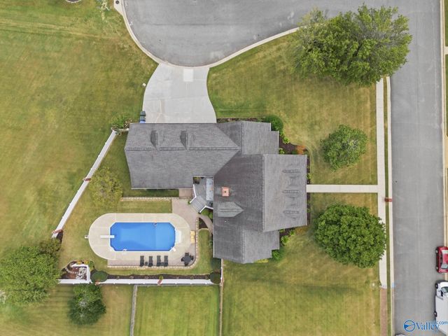 22151 Diamond Pointe Drive, Athens, AL 35613