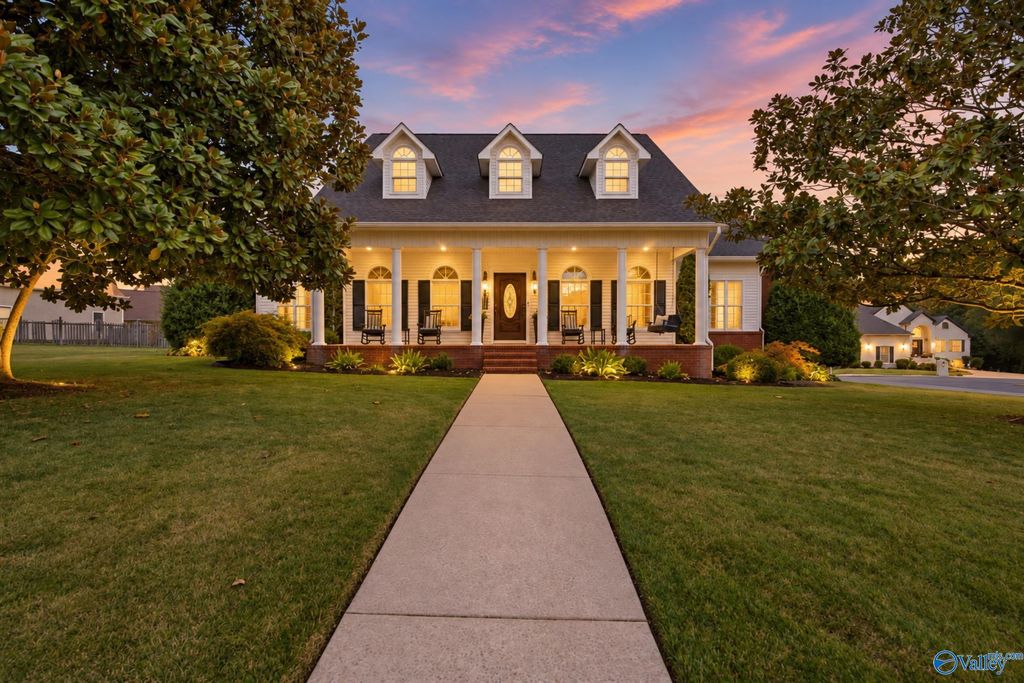 22151 Diamond Pointe Drive, Athens, AL 35613