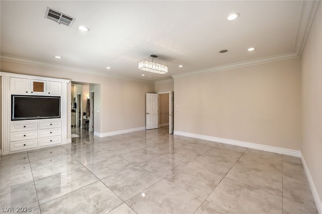 10201 Owls Peak Court, Las Vegas, NV 89144