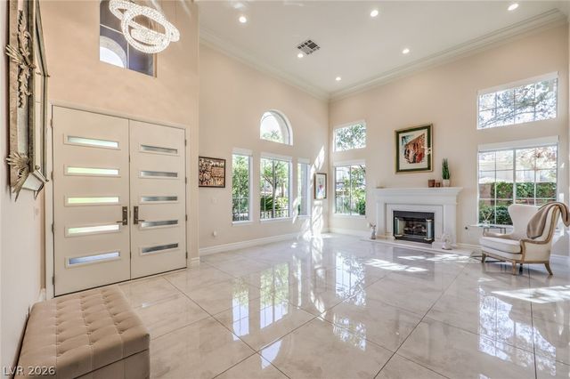 10201 Owls Peak Court, Las Vegas, NV 89144