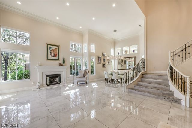 10201 Owls Peak Court, Las Vegas, NV 89144
