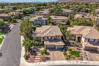 10201 Owls Peak Court, Las Vegas, NV 89144