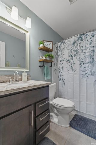 943 Gulf Shore Drive, Kokomo, IN 46902