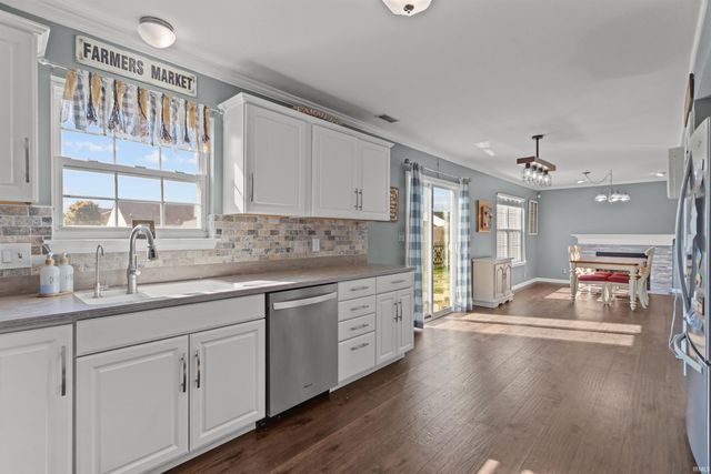 943 Gulf Shore Drive, Kokomo, IN 46902