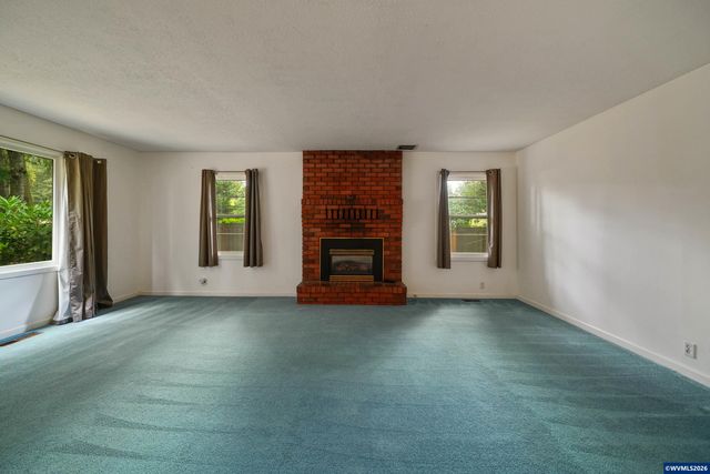 6290 SW Carman Dr, Lake Oswego, OR 97035