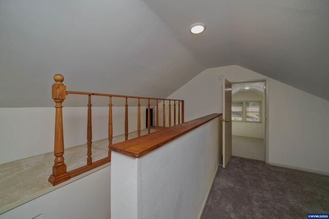 6290 SW Carman Dr, Lake Oswego, OR 97035