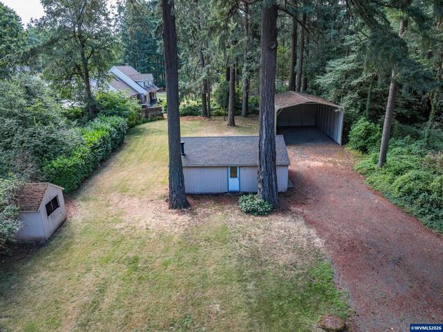 6290 SW Carman Dr, Lake Oswego, OR 97035