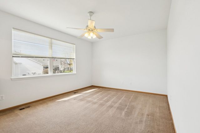 647 S Cadillac Circle, Romeoville, IL 60446