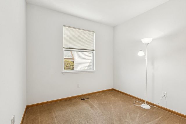 647 S Cadillac Circle, Romeoville, IL 60446