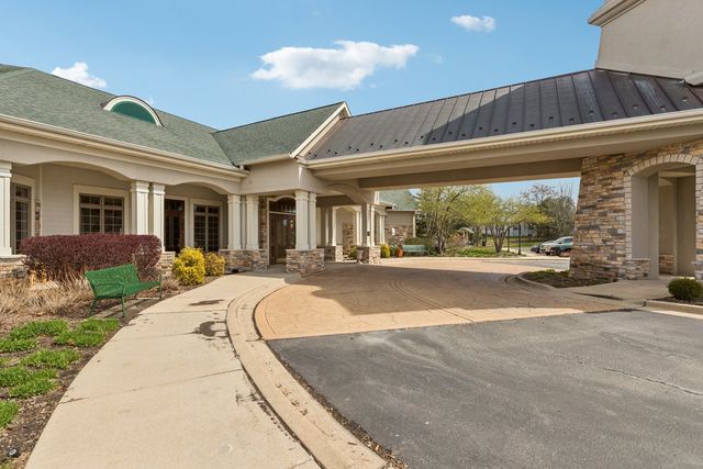 647 S Cadillac Circle, Romeoville, IL 60446