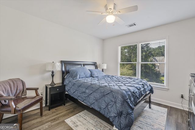 2170 Thorndale Drive SW, Lilburn, GA 30047