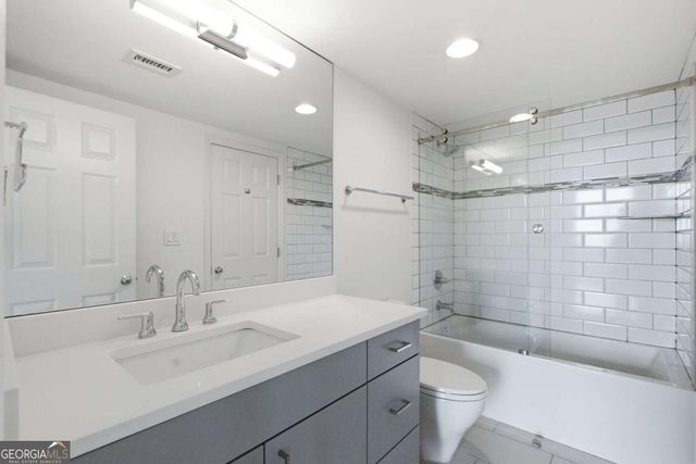 3481 Lakeside Drive NE 1702, Atlanta, GA 30326