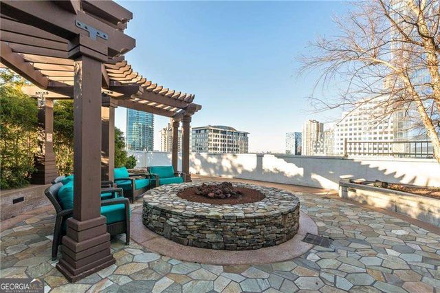 3481 Lakeside Drive NE 1702, Atlanta, GA 30326