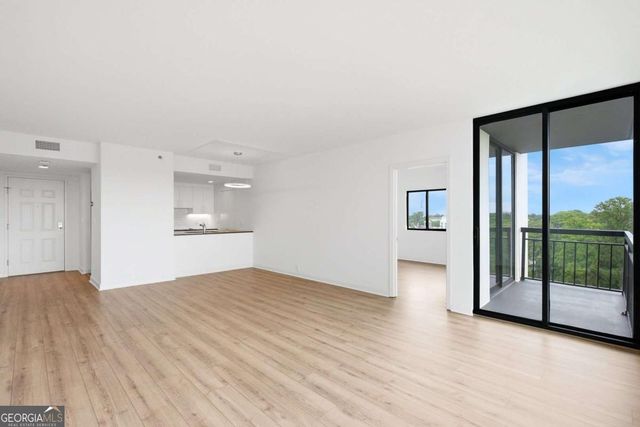 3481 Lakeside Drive NE 1702, Atlanta, GA 30326