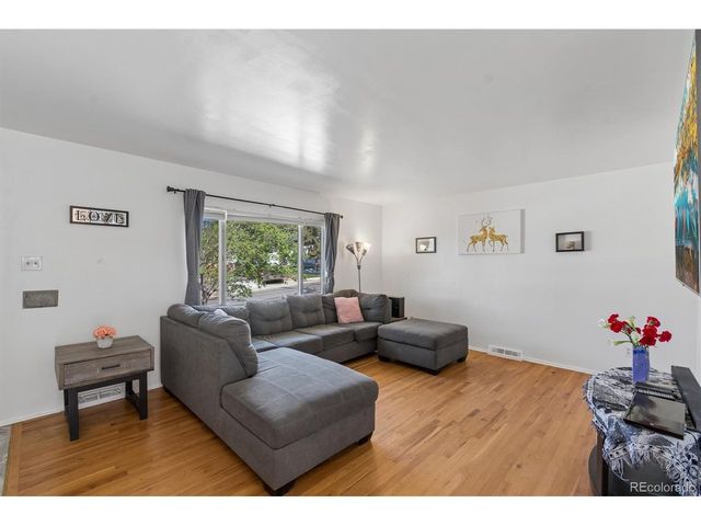 1856 S Urban Way, Lakewood, CO 80228