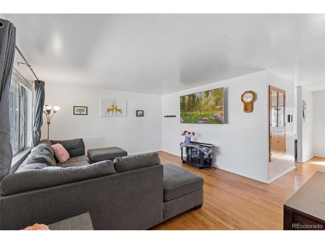 1856 S Urban Way, Lakewood, CO 80228