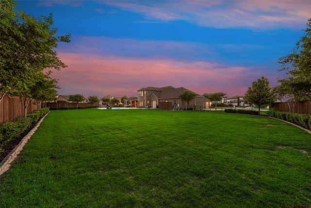 12524 Lake Shore Court N, Fort Worth, TX 76179