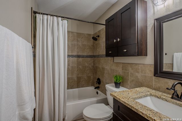 2423 Crown Hollow, San Antonio, TX 78251