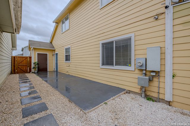 2423 Crown Hollow, San Antonio, TX 78251